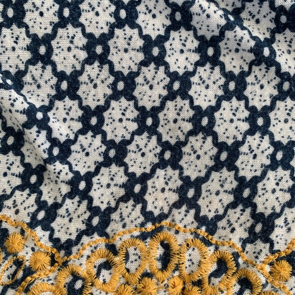 FEVER PLUS Women’s Bohemian/Pheasant Tunic Top Blue/Wht Embroidered Gold Lace 3X - Picture 5 of 9